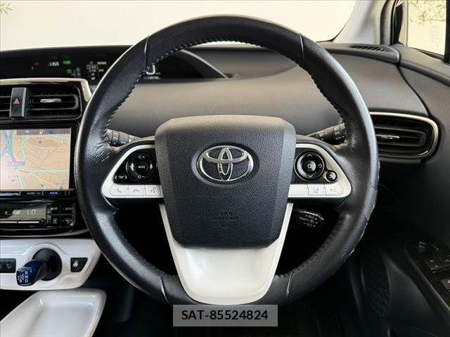 Toyota PRIUS 2016-05 8563240-21