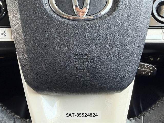 Toyota PRIUS 2016-05 8563240-23