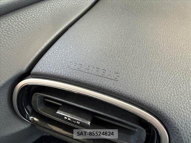 Toyota PRIUS 2016-05 8563240-24
