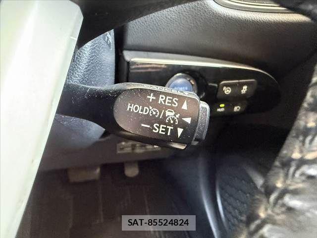 Toyota PRIUS 2016-05 8563240-27