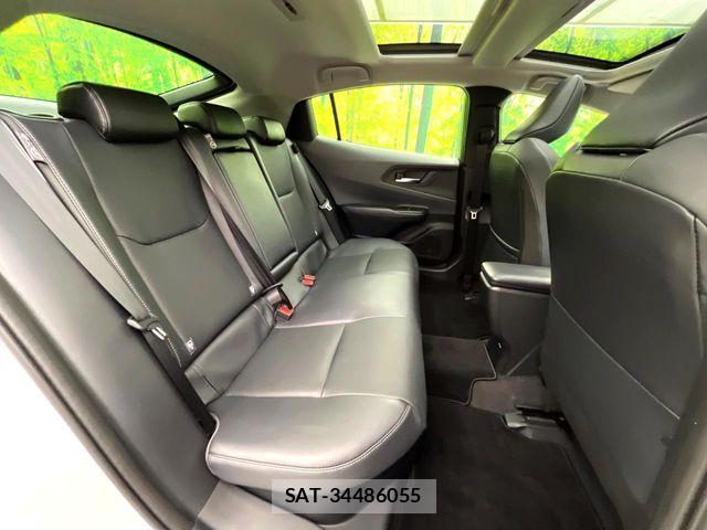 Toyota PRIUS 2026-05 8563191-8