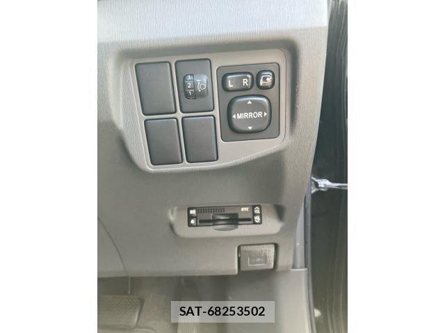 Toyota PRIUS 2009-05 8563267-15