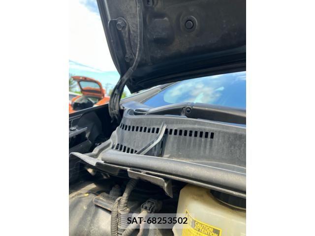 Toyota PRIUS 2009-05 8563267-19