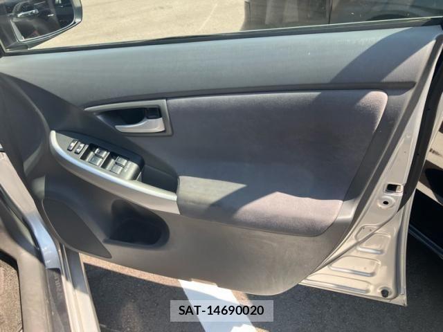 Toyota PRIUS 2009-08 8563262-10