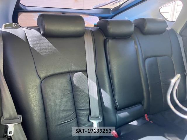 Toyota PRIUS 2010-02 8563254-11
