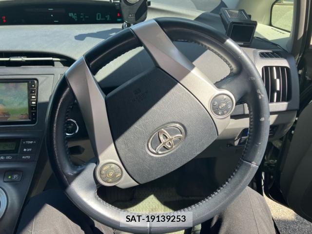 Toyota PRIUS 2010-02 8563254-12