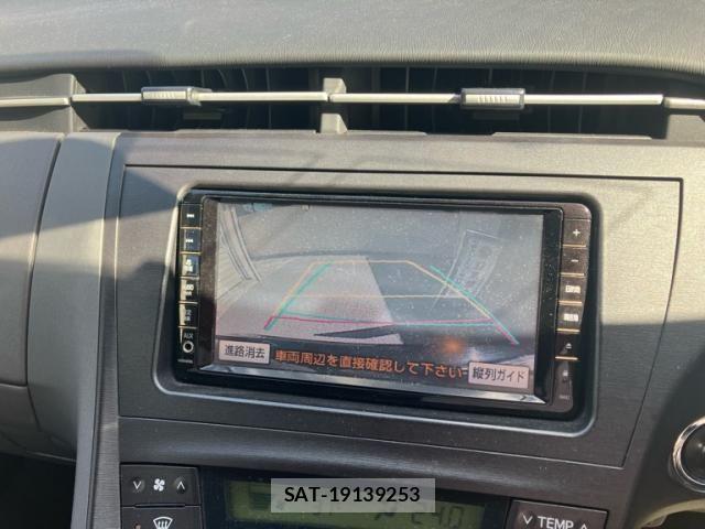 Toyota PRIUS 2010-02 8563254-14