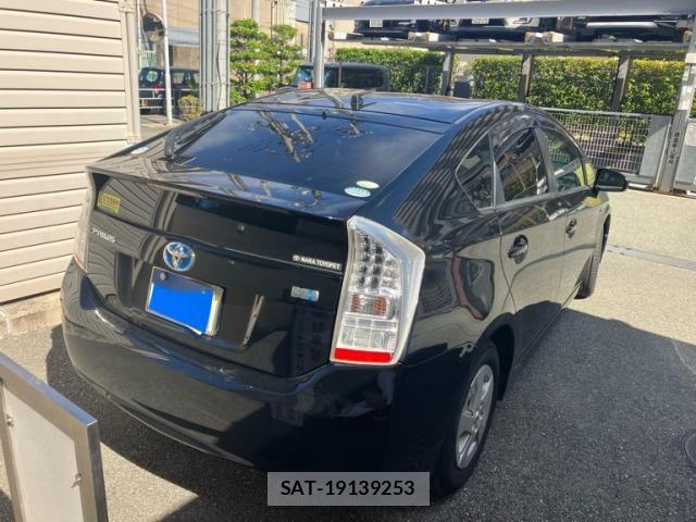Toyota PRIUS 2010-02 8563254-2