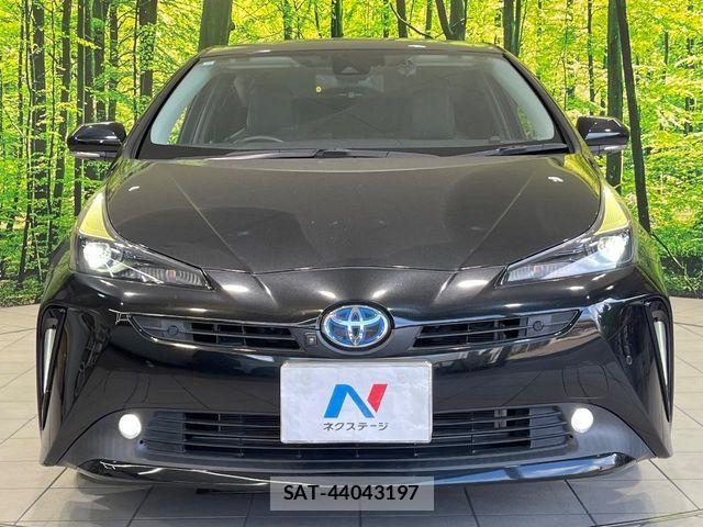 Toyota PRIUS 2022-07 8563208-13