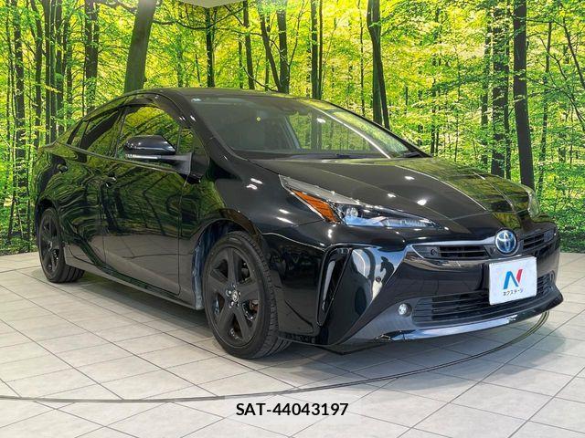 Toyota PRIUS 2022-07 8563208-15