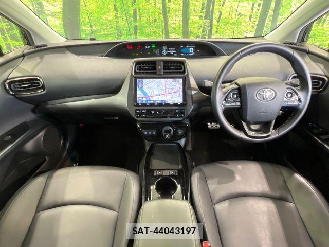 Toyota PRIUS 2022-07 8563208-1