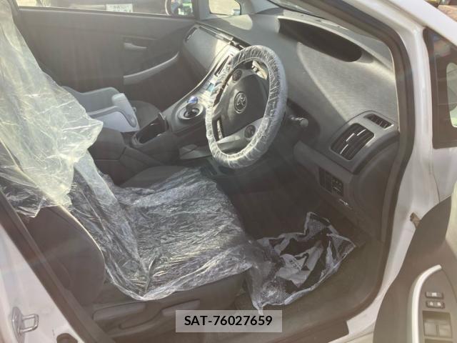 Toyota PRIUS 2010-05 8563269-11