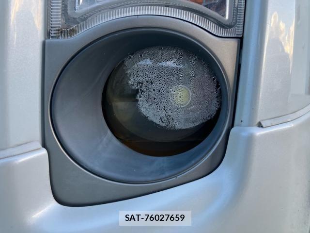 Toyota PRIUS 2010-05 8563269-23