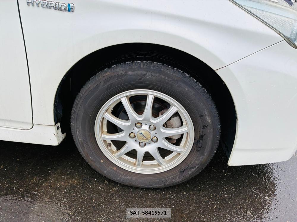 Toyota PRIUS 2010-04 8544994-25