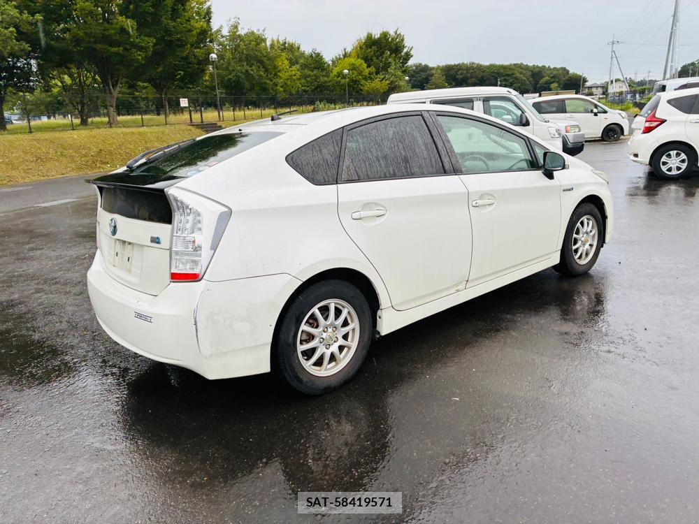 Toyota PRIUS 2010-04 8544994-4