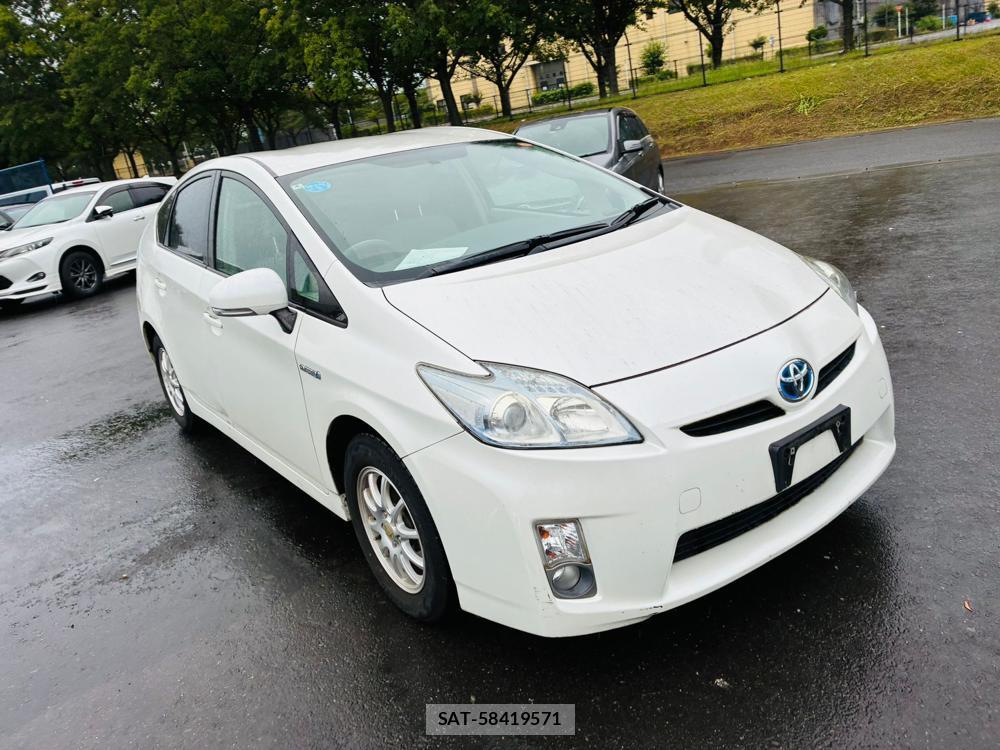 Toyota PRIUS 2010-04 8544994-6