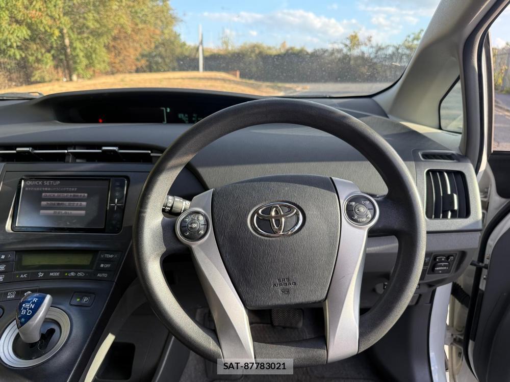 Toyota PRIUS 2011-02 4668275-15