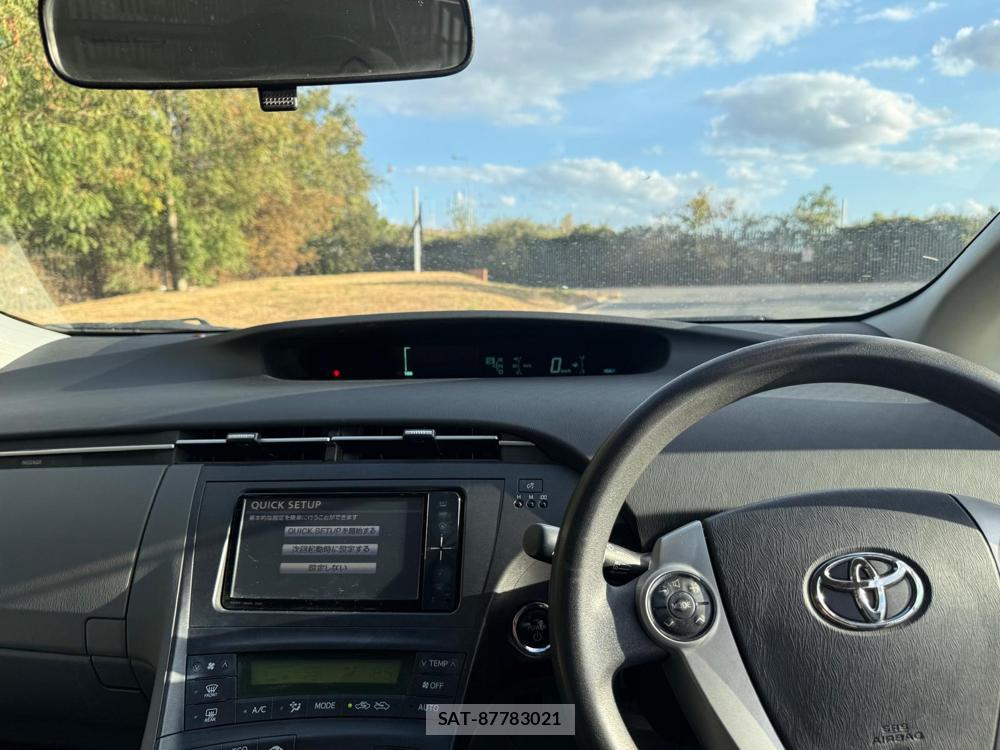 Toyota PRIUS 2011-02 4668275-22