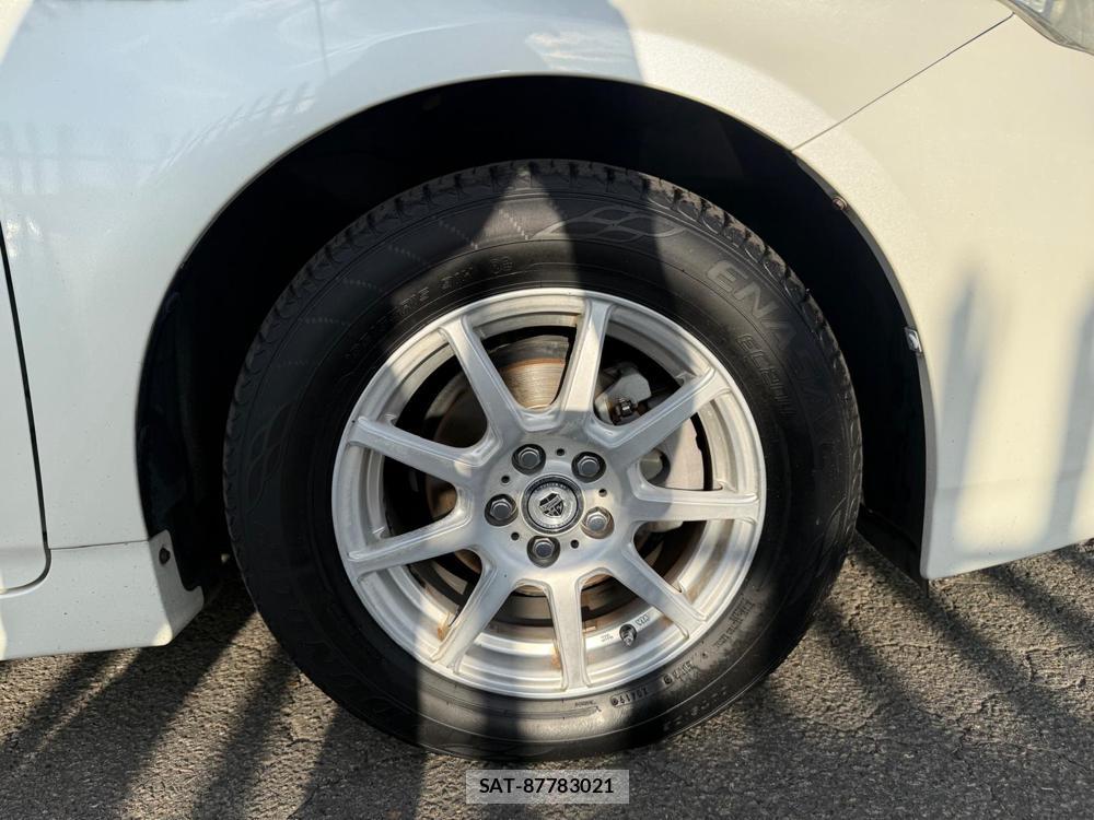 Toyota PRIUS 2011-02 4668275-33