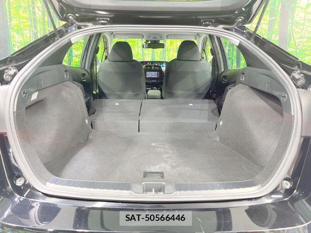 Toyota PRIUS 2019-08 8628425-9