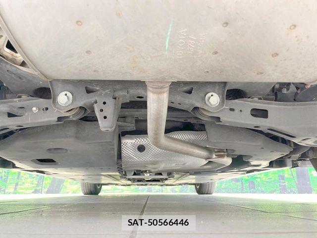 Toyota PRIUS 2019-08 8628425-18