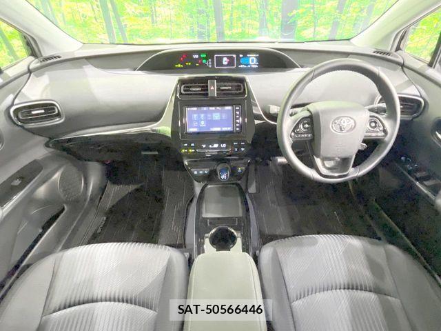 Toyota PRIUS 2019-08 8628425-1