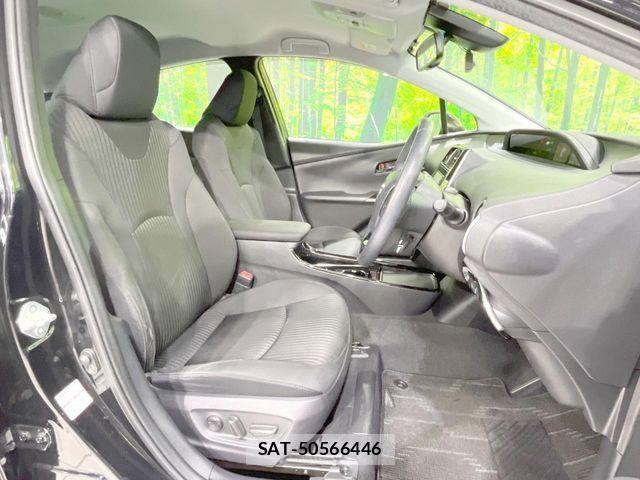 Toyota PRIUS 2019-08 8628425-7