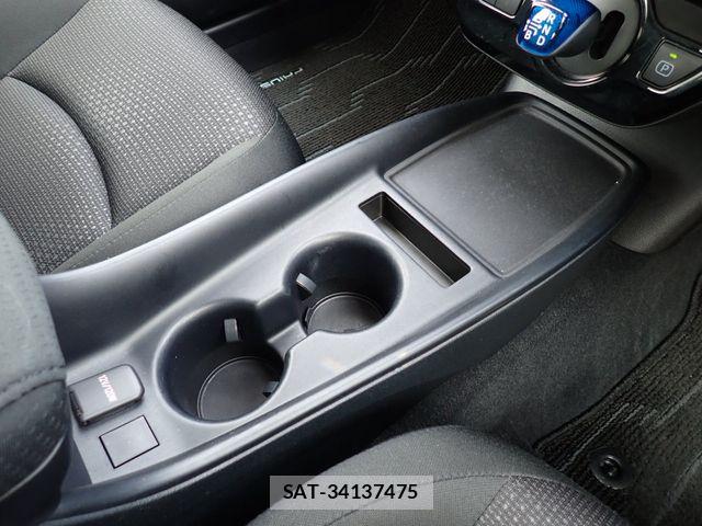 Toyota PRIUS 2020-04 8628423-9