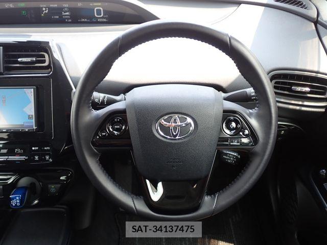 Toyota PRIUS 2020-04 8628423-4