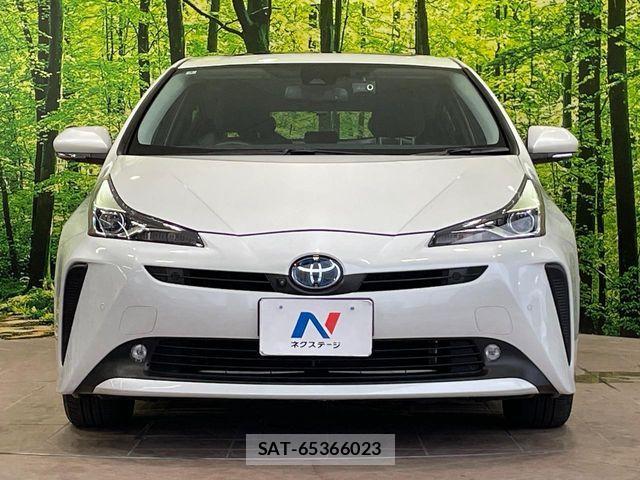 Toyota PRIUS 2022-04 8628406-13
