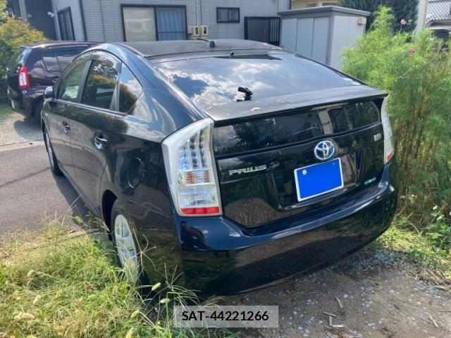Toyota PRIUS 2010-08 8628454-4