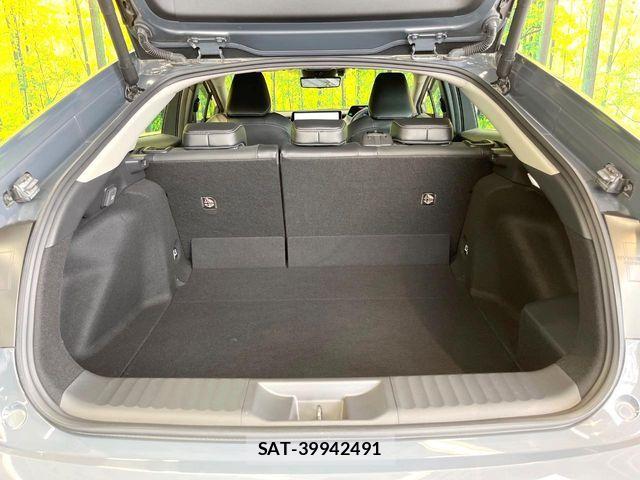 Toyota PRIUS 2023-11 8628401-9