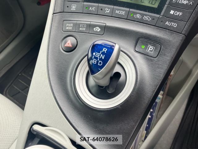 Toyota PRIUS 2010-06 8628470-22
