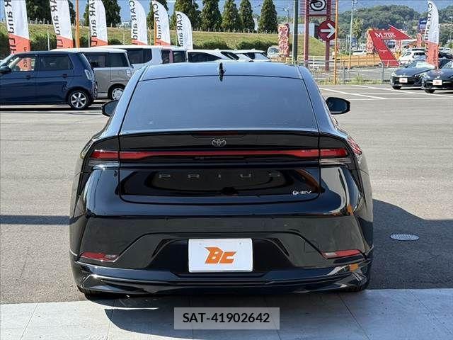 Toyota PRIUS 2024-01 8628394-13
