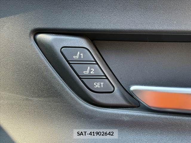 Toyota PRIUS 2024-01 8628394-23