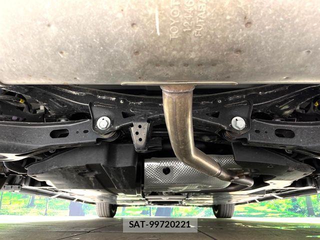 Toyota PRIUS 2024-04 8628397-19