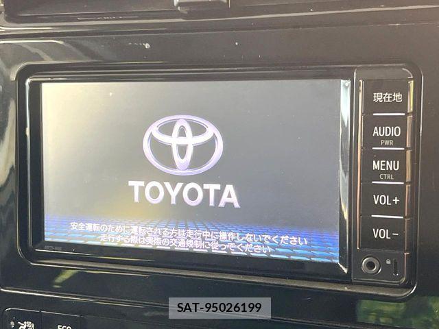 Toyota PRIUS 2017-02 8628430-2