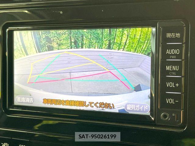 Toyota PRIUS 2017-02 8628430-3