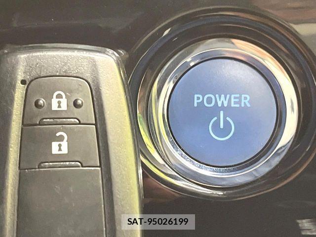 Toyota PRIUS 2017-02 8628430-6