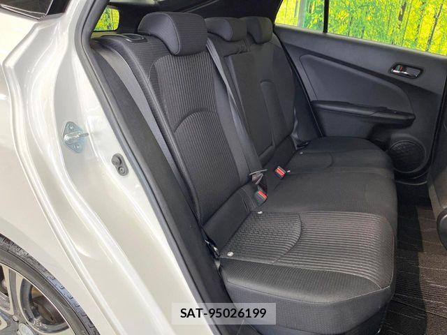 Toyota PRIUS 2017-02 8628430-8