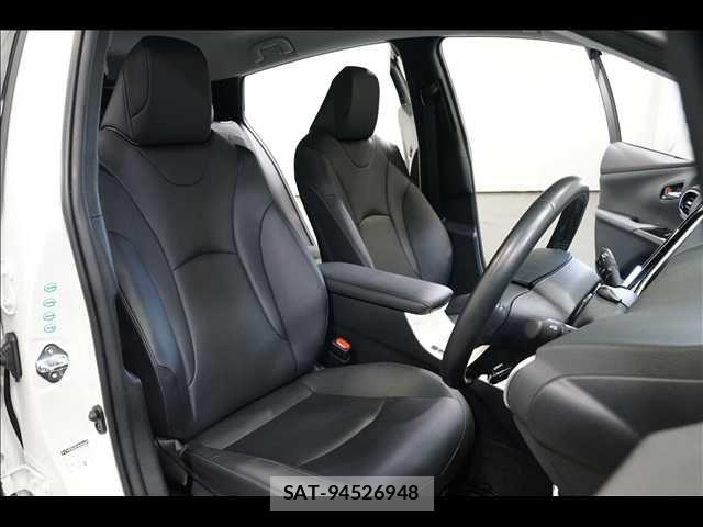 Toyota PRIUS 2016-01 8628422-16