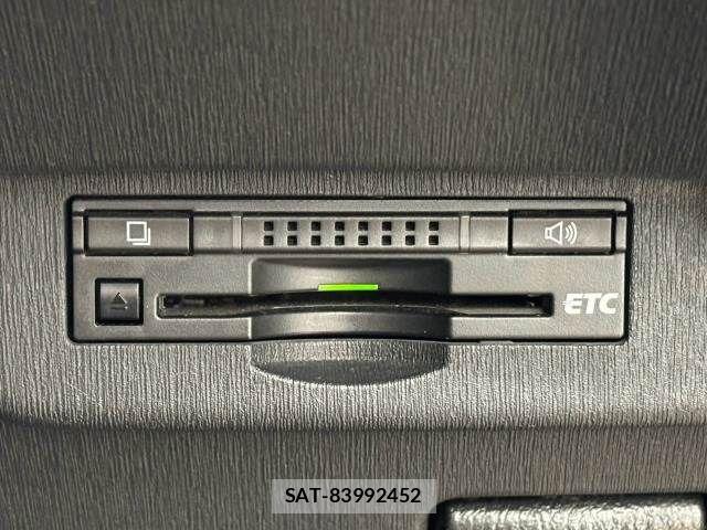 Toyota PRIUS 2014-02 8628437-6
