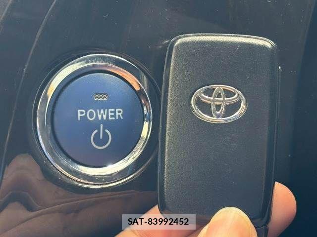 Toyota PRIUS 2014-02 8628437-7