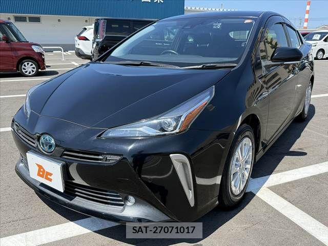Toyota PRIUS 2021-08 8628413-9