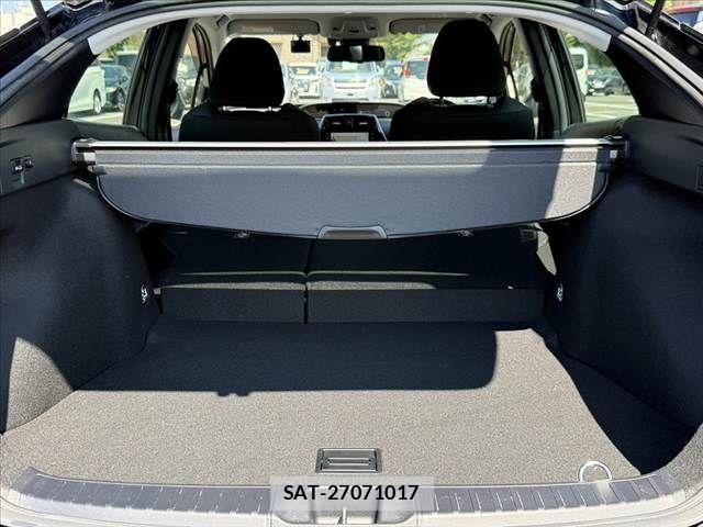 Toyota PRIUS 2021-08 8628413-20