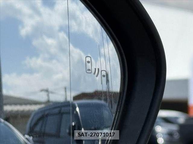 Toyota PRIUS 2021-08 8628413-4