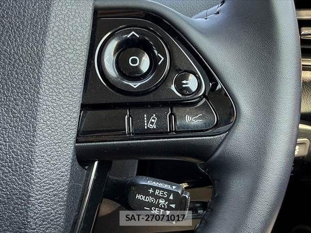 Toyota PRIUS 2021-08 8628413-6