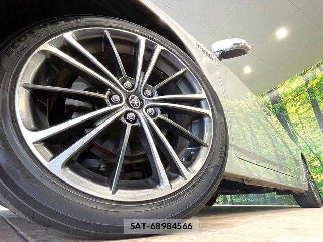 Toyota PRIUS 2014-07 8628447-12