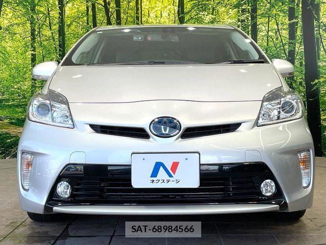 Toyota PRIUS 2014-07 8628447-13