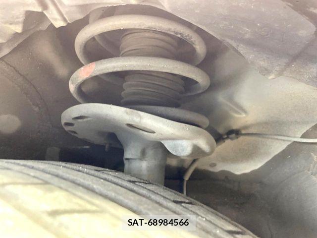 Toyota PRIUS 2014-07 8628447-19